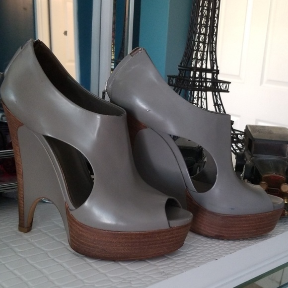 Gucci, plataform sandals - Picture 1 of 4